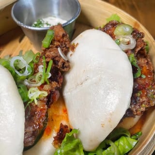 Crisp Chicken Buns - 1/2 Tray